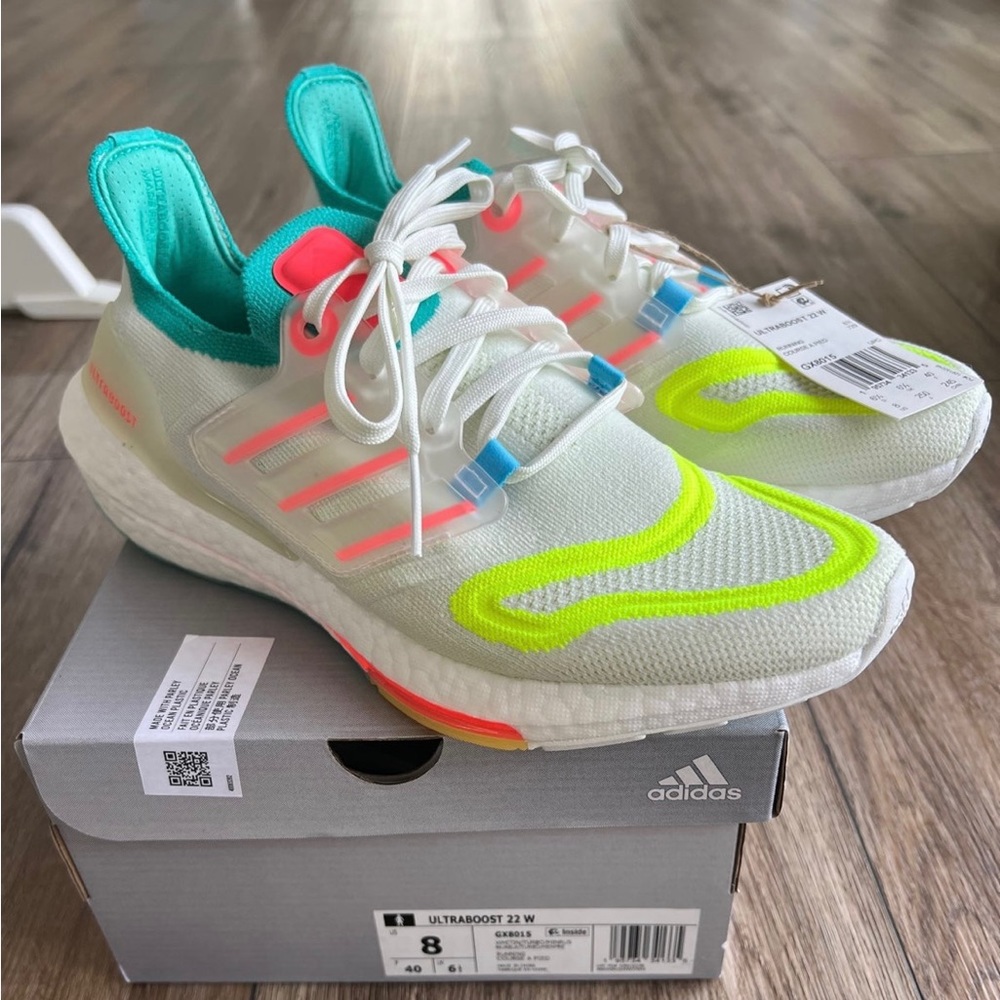Adidas Ultraboost 22